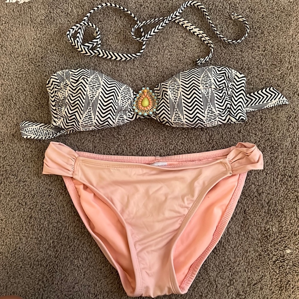 SOLD Bikini set